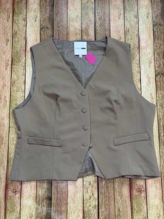 Fashion Nova Jackets & Blazers - NWT Fashion Nova Taupe Tailored Button Front Vest | 2X Biz-Casual Baddie